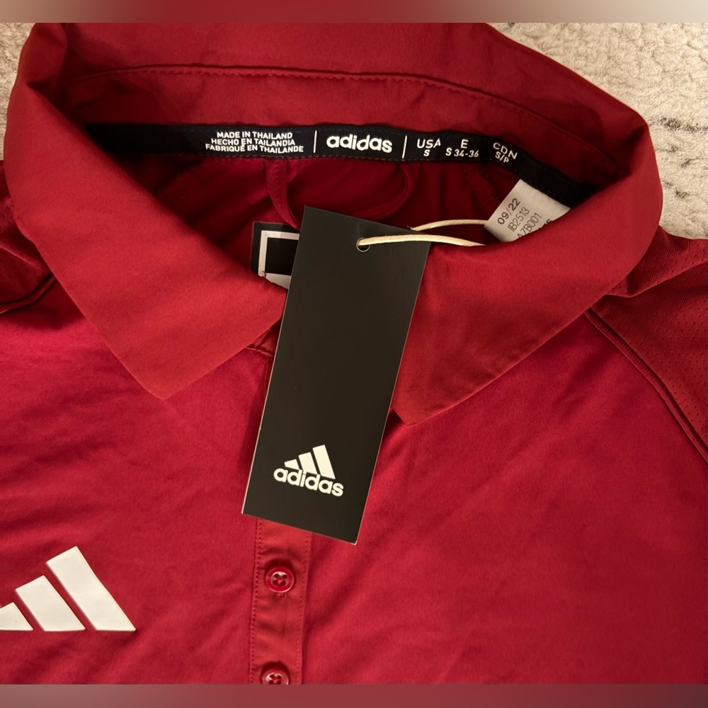 Adidas Burgundy Classic Polo IB2513 Women’s Size: Small - Picture 2 of 3